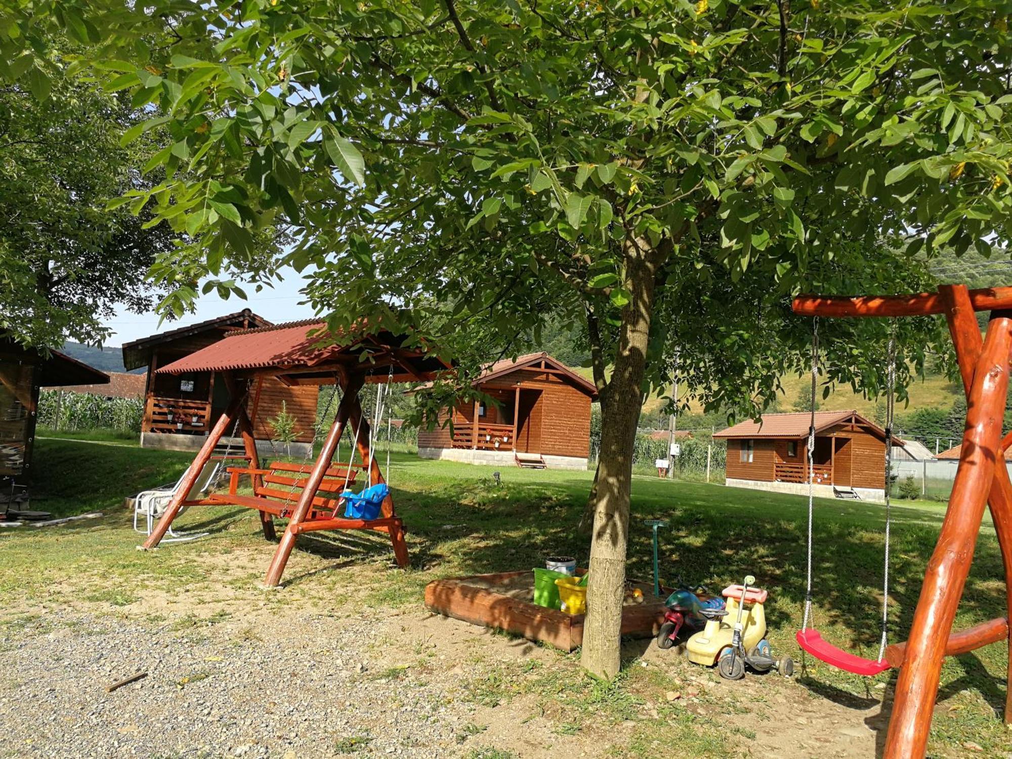 Casute Zavoi Bulz Villa Exterior photo