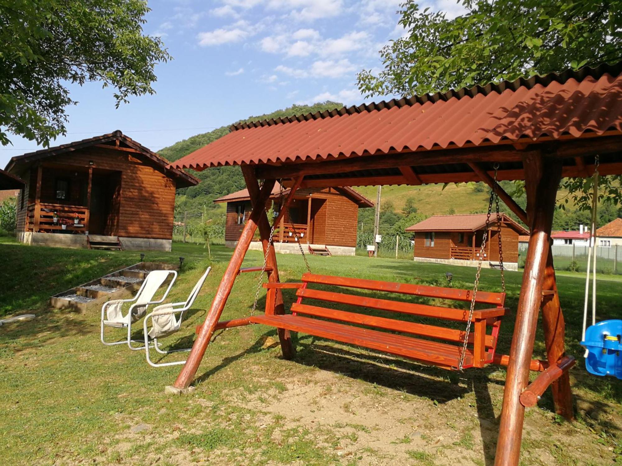 Casute Zavoi Bulz Villa Exterior photo